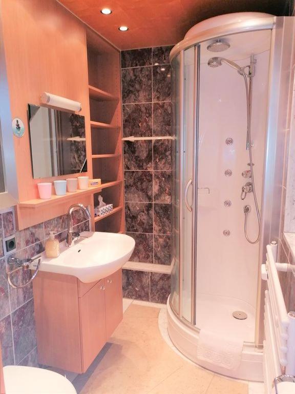 Top Ferienwohnung Mit Tiefgaragenstellplatz, Auch Fuer Laengere Aufenthalte Sasbachwalden Exteriér fotografie